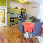Two-bedroom With View Apartamento *