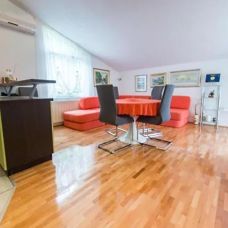 Two-bedroom With View Appartement Ploce (Dubrovnik-Neretva)