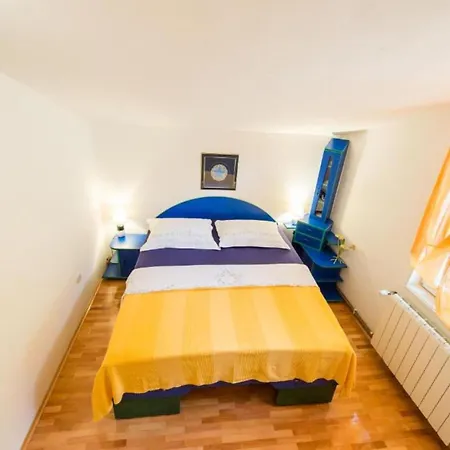 Two-bedroom With View Apartment Bara