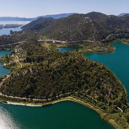 Two-bedroom With View Apartment Ploce (Dubrovnik-Neretva)
