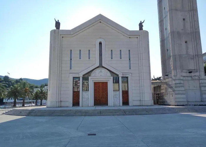 Two-bedroom With View * Ploce (Dubrovnik-Neretva)