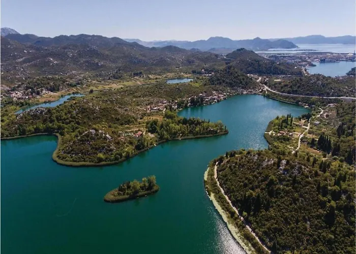 Two-bedroom With View * Ploce (Dubrovnik-Neretva)